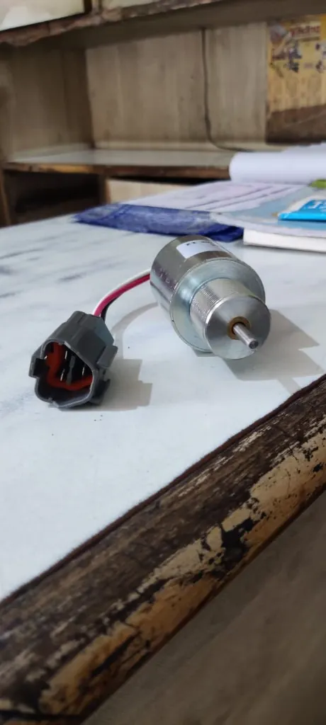 146-30A8710044 12V solenoid angle with connector