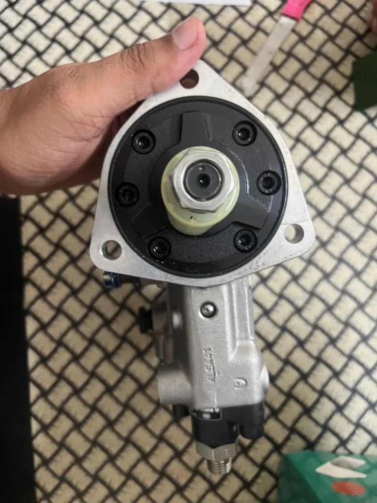 Bosch 044502514E common rail pump mounting flange drive shaft yellow torque seal Pioneer Mitra
