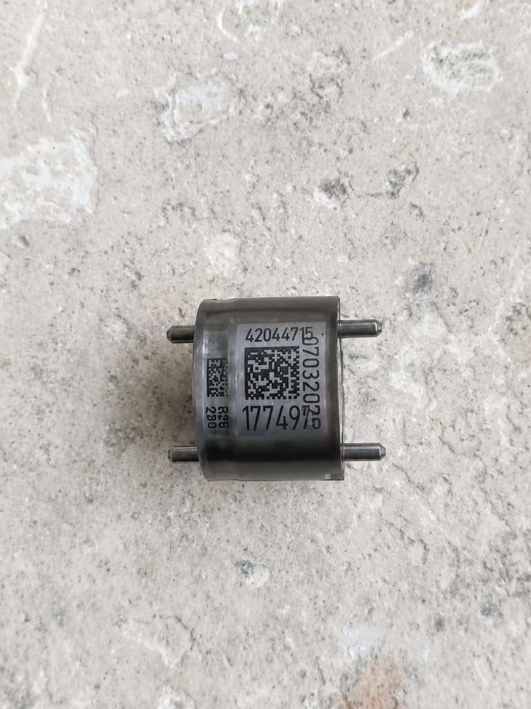 Delphi 28653428 control valve body laser etch datamatrix 42044715 1774972B 07032023 — warehouse verification photo Pioneer Mitra