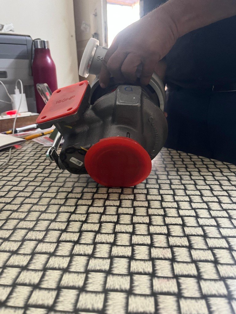 Holset-compatible turbo core customer part 5554144 HE300WG — Cummins-family warehouse unit — Pioneer Mitra independent export supplier India