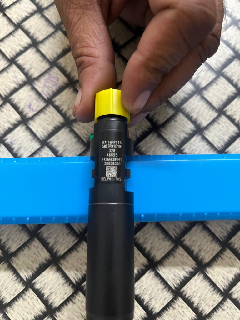 JCB 320/A6655 injector body label 320 A6655 DELPHI-TVS datamatrix QR code — warehouse label verification Pioneer Mitra