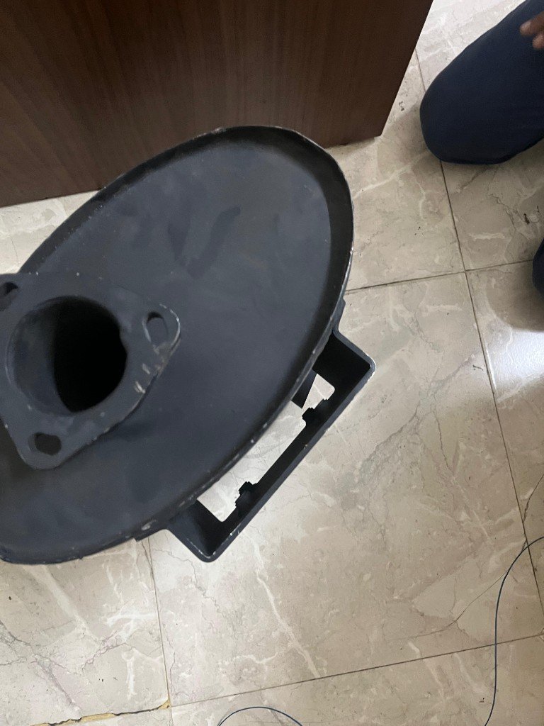 JCB 336/B9552 exhaust silencer oval body triangular 3-bolt inlet flange mounting — warehouse photo India export