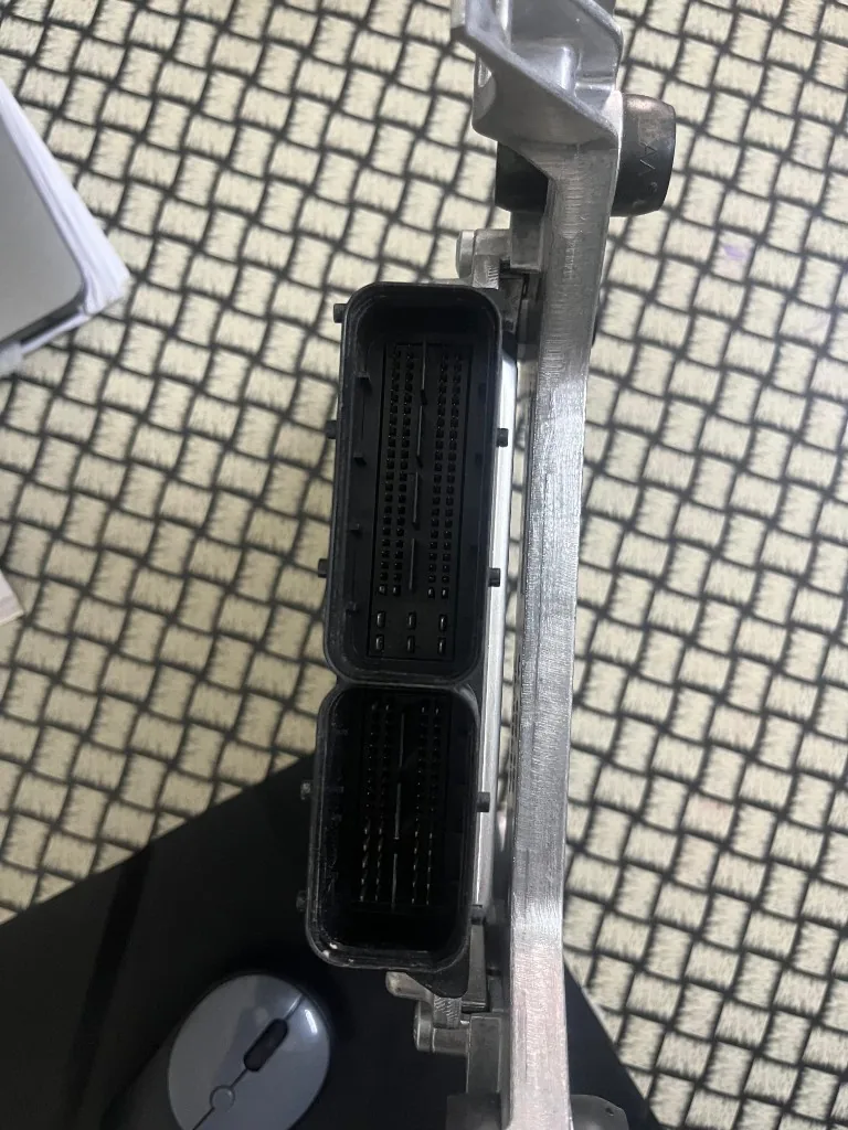 Kirloskar 4H.1999.02.0.00 ECU dual multi-pin connector pinout Pioneer Mitra warehouse