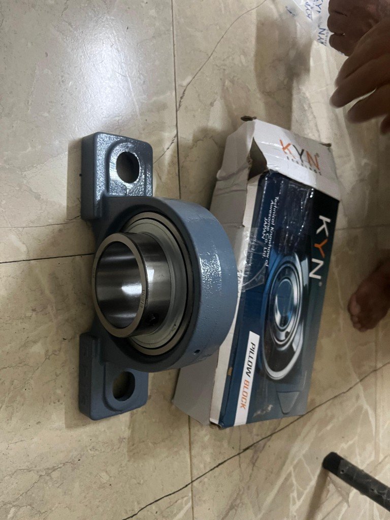 UCP213 pillow block bearing 65mm bore top view P213 housing UC213 insert — warehouse photo — Pioneer Mitra independent export supplier India