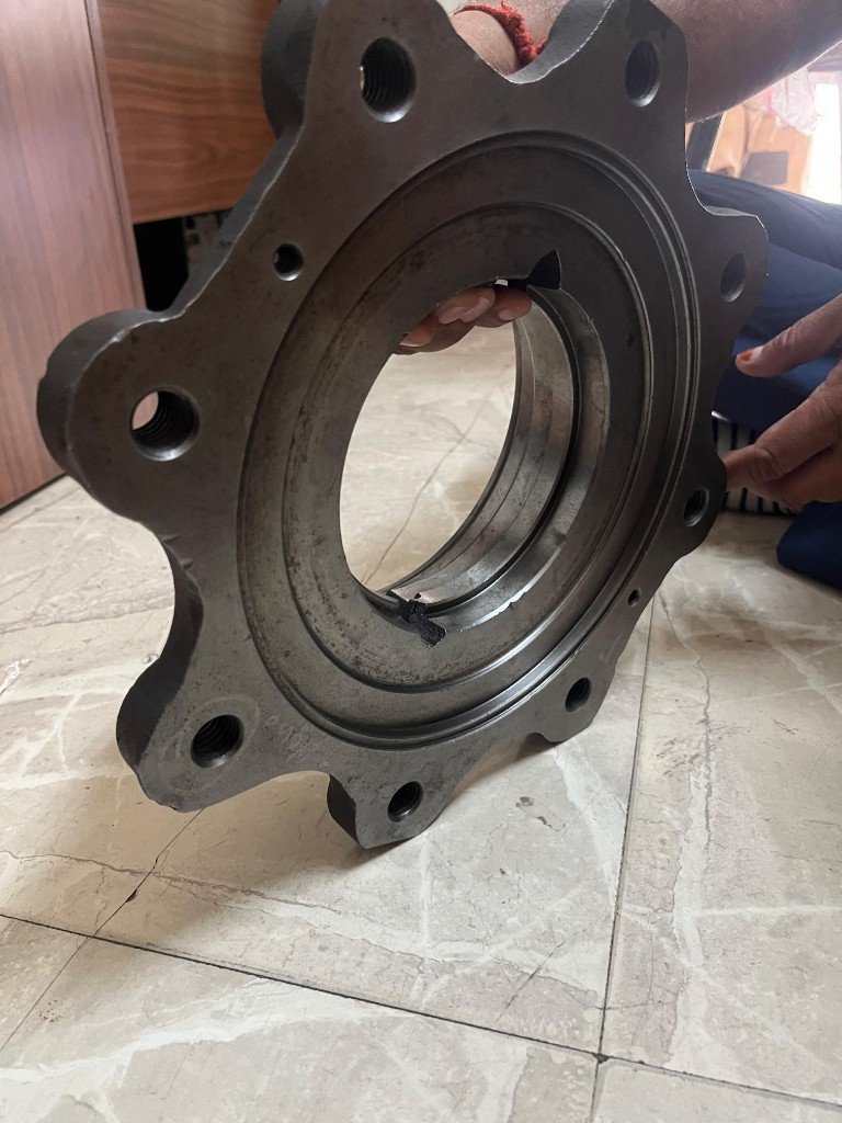 8 lug Carraro wheel hub side profile Terex Case 770