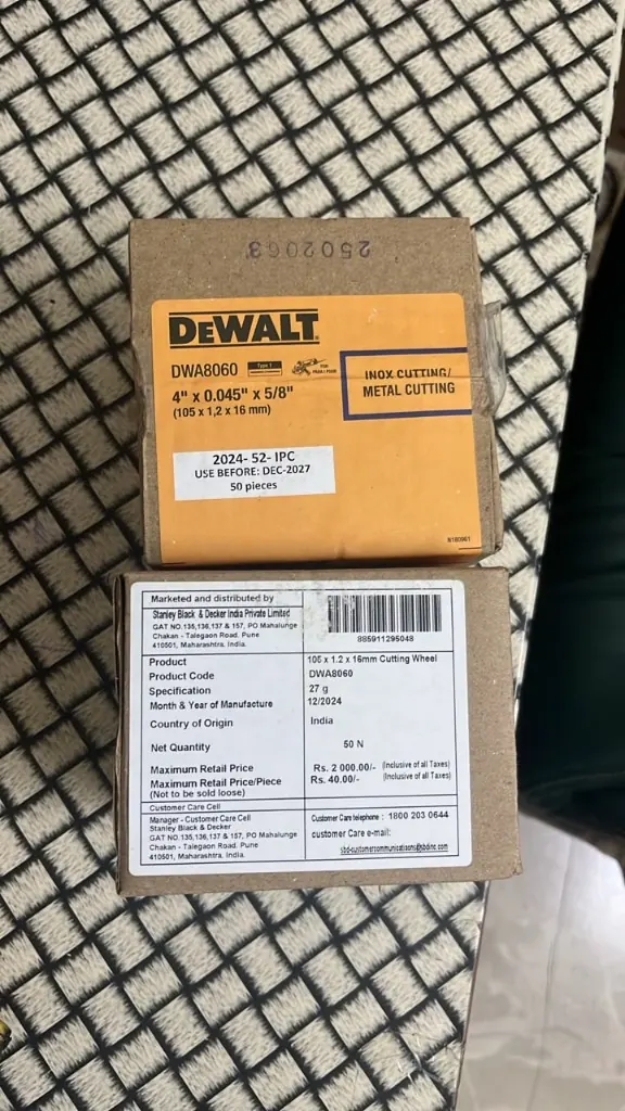 DEWALT DWA8060 cutting wheel carton and India MRP label 105x1.2x16 mm