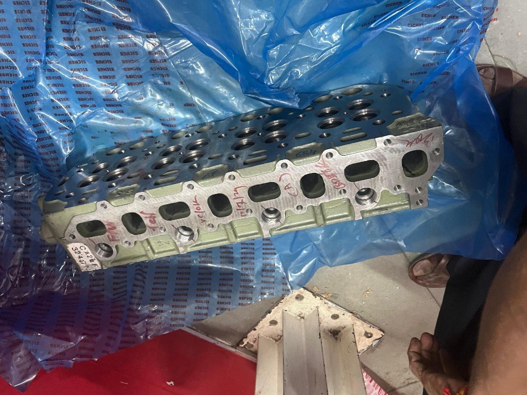 Eicher cylinder head casting mark CA2F 32497N sticker identification