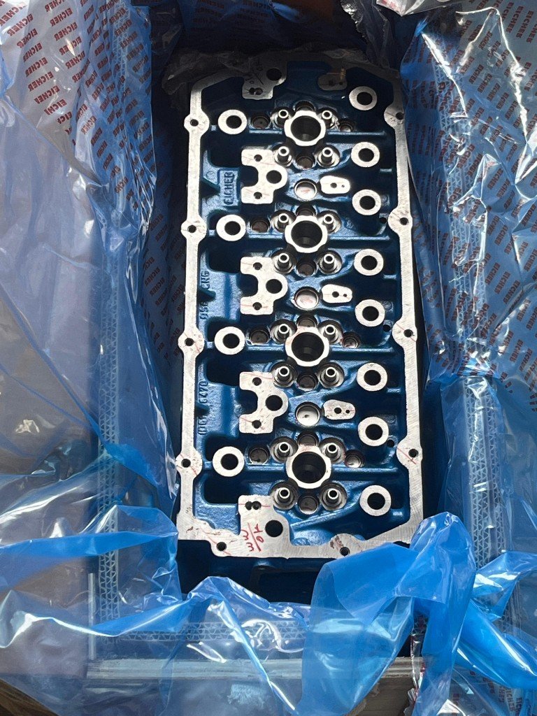 Eicher cylinder head USE CNG casting embossed 1001 6470 EICHER logo