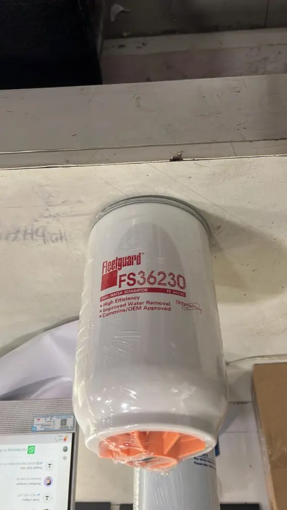 Fleetguard FS336230 fuel water separator StrataPore canister warehouse photo