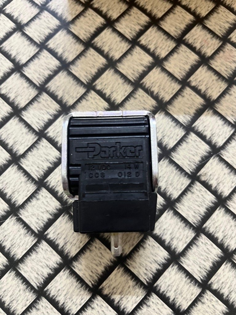 Parker coil supplier embossed logo 12V 14W
