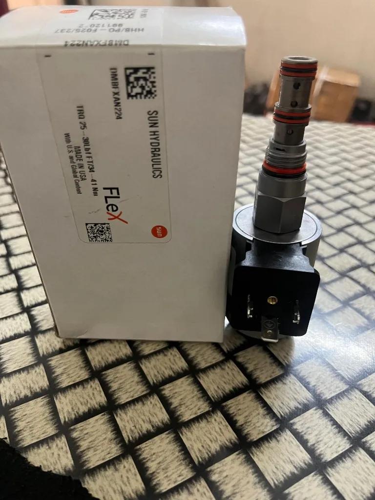 Sun Hydraulics DMBFXAN224 box label — cross-reference DMDAZBN224 cartridge valve export