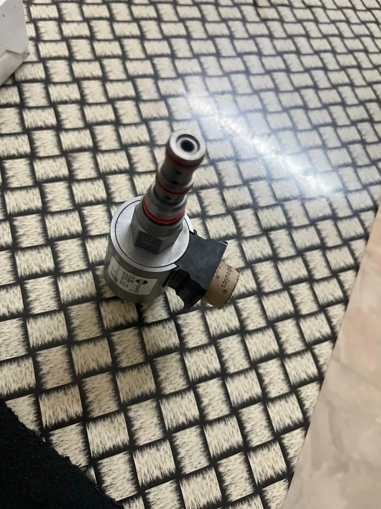MB1500 solenoid cartridge stem top view — DMDA-ZBN body T-11A cavity O-ring seals warehouse