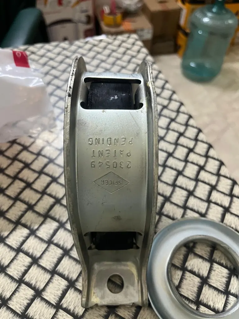 Spicer 230549 center bearing bracket stamp PATENT PENDING