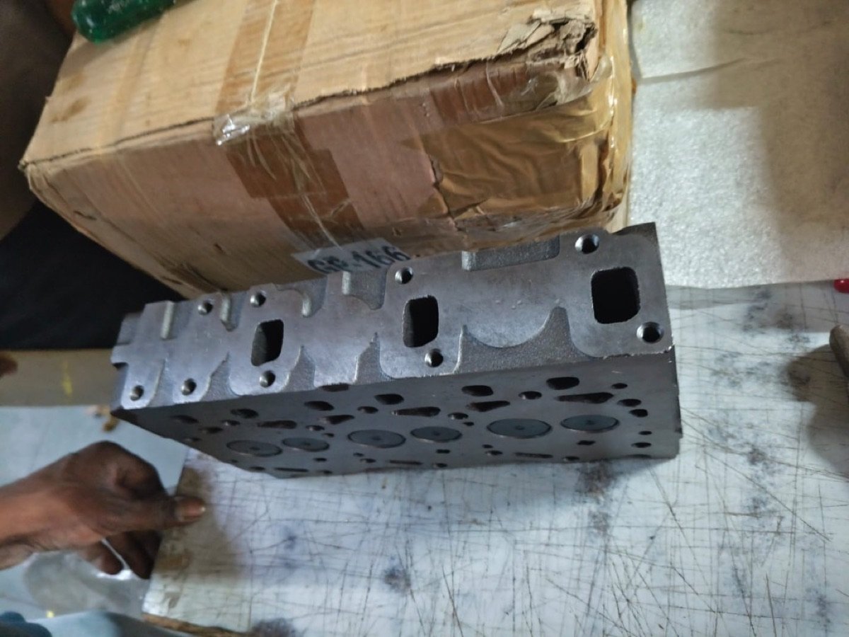 119515-11750 export packaging box GF-166 Yanmar cylinder head